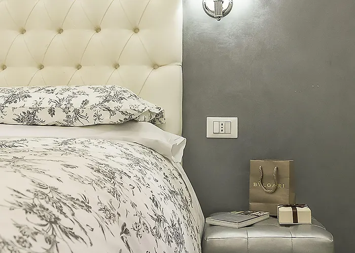 Relais Cavour Bed & Breakfast 4*